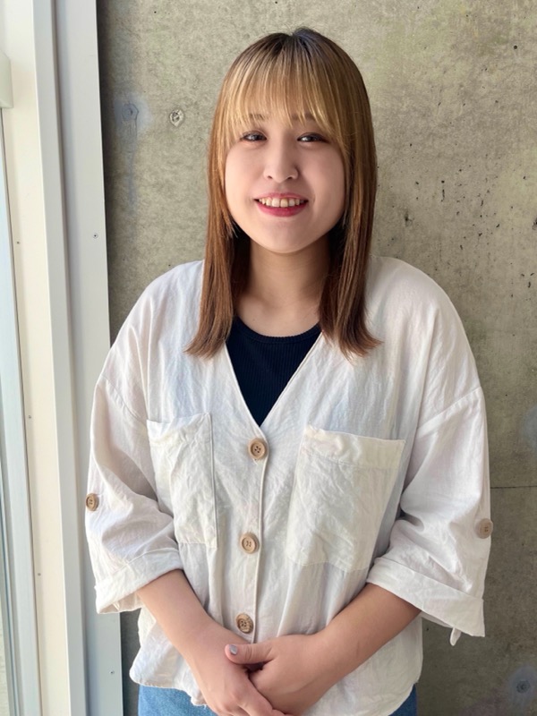 新井 祐佳